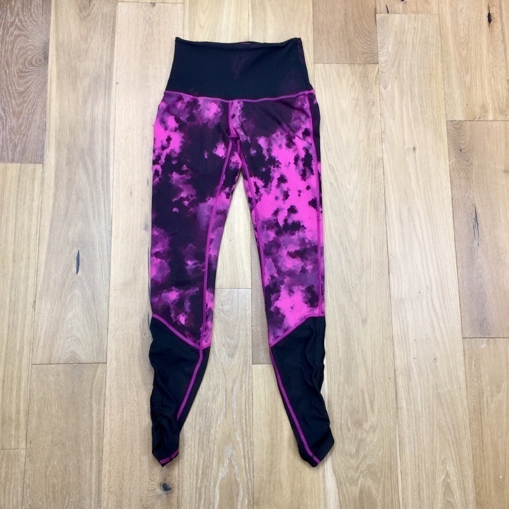 Lululemon Sweaty Endeavor Pink Fuschia Raspberry and Black Legging Size 6 - Picture 7 of 14